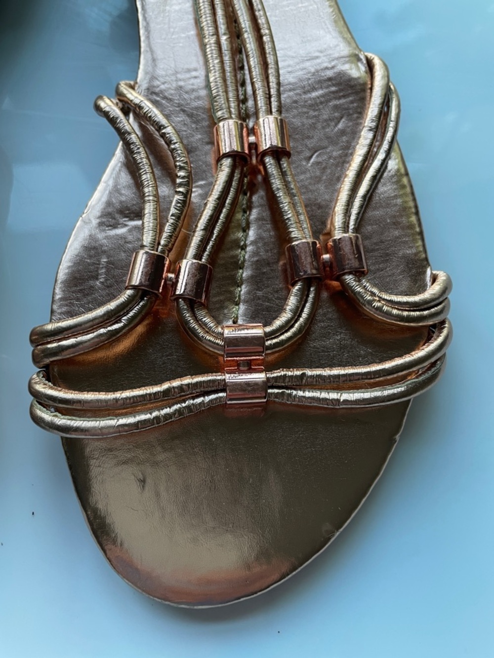 Elegant Gold Sandals - Picture 5 of 6